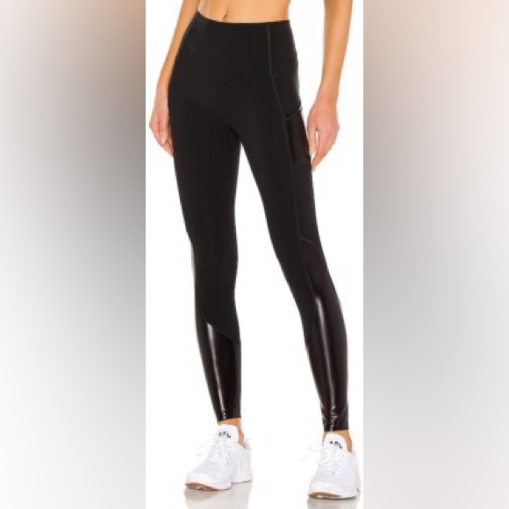 Spanx Every Wear Active Gloss Pocket Leggings - Picture 2 of 6